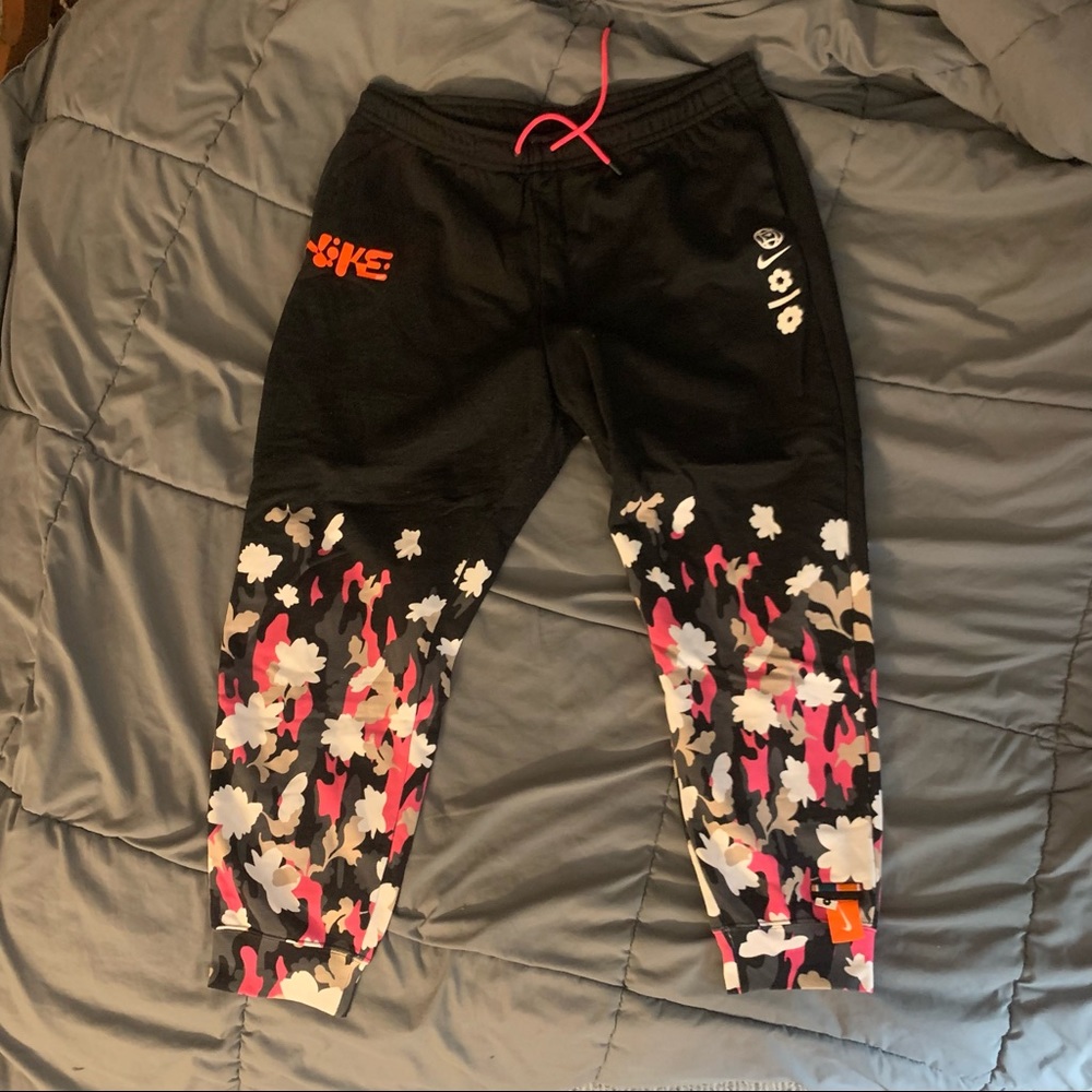 Nike Sweatpants